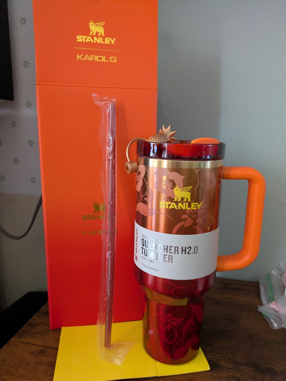 Stanley Quencher H2.0 Tumbler - Vibrant Orange
